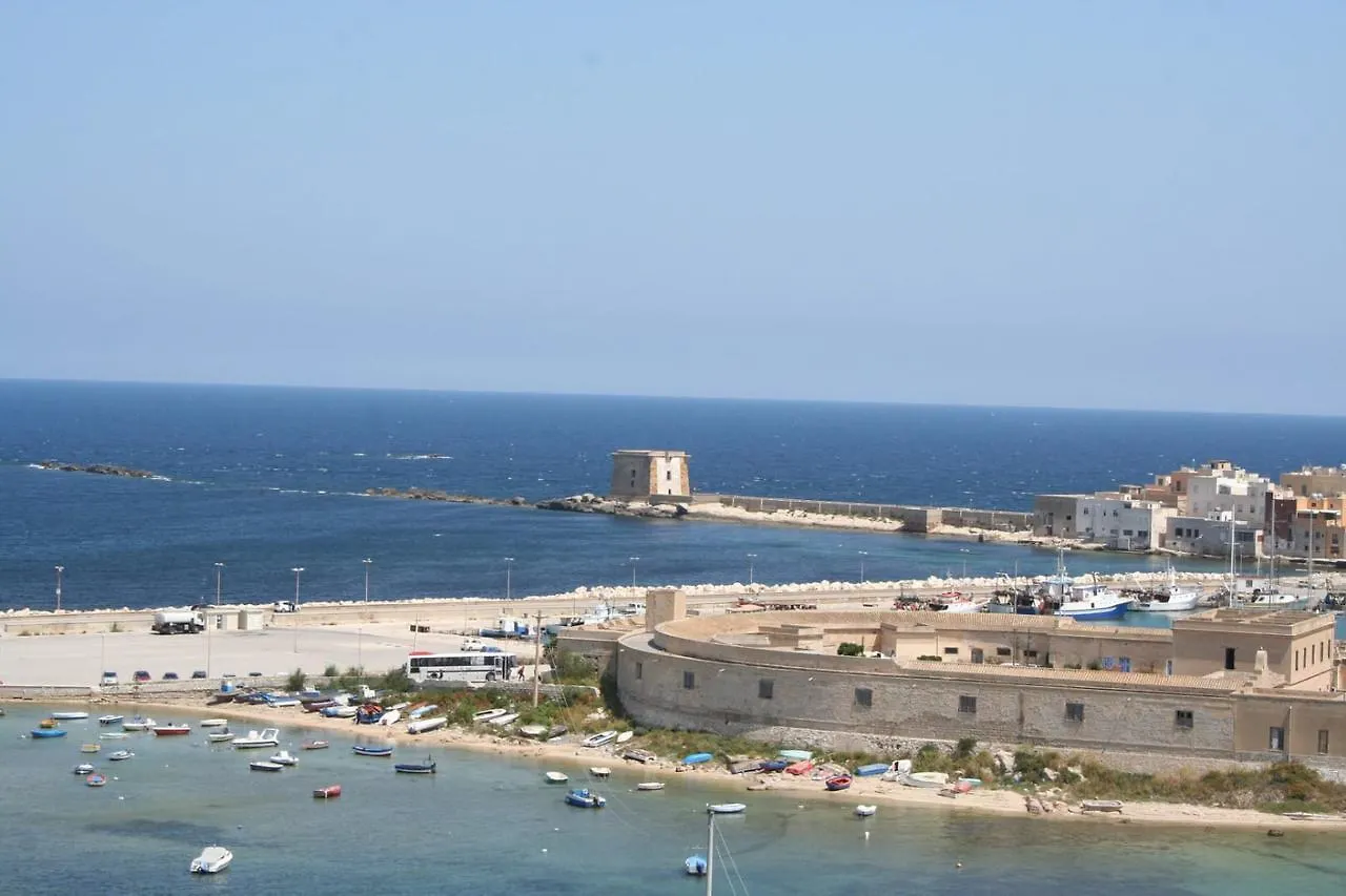 Il Cortile Fiorito Apartment Trapani 0*,