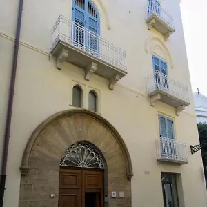 Diffuso Palazzo Mauro Homestay