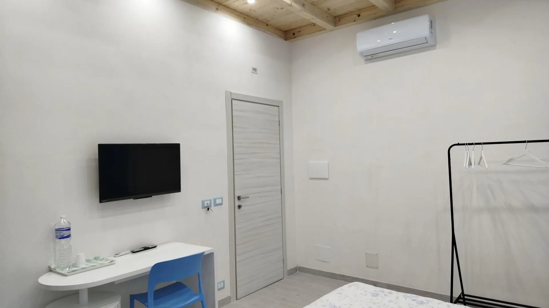 Appartamento Il Cortile Fiorito Trapani 0*,