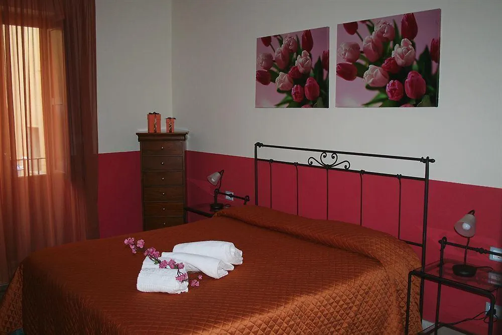 Il Cortile Fiorito Daire Trapani İtalya